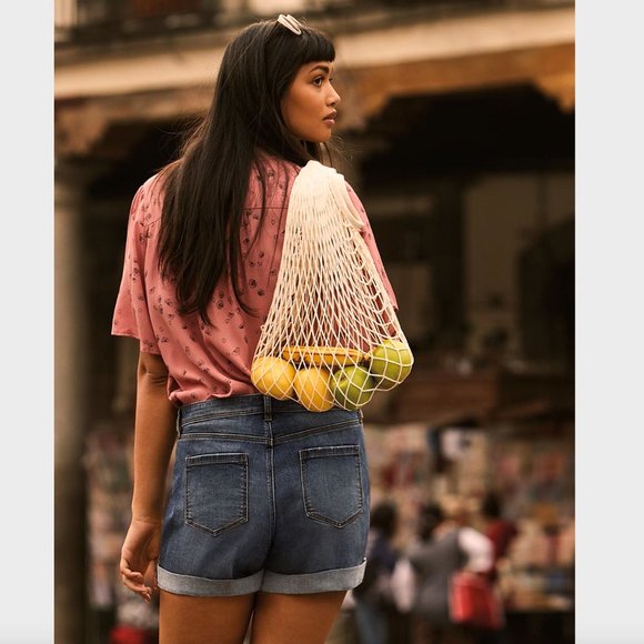 Reitmans Denim Shorts with Rolled Cuffs and Rip Details - Picture 2 of 7